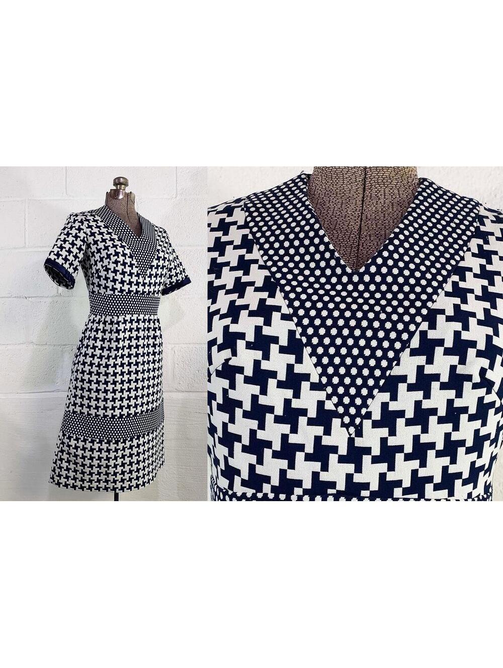 Navy Blue Houndstooth Dress Short Sleeve A Line Skirt 1970s XS Small